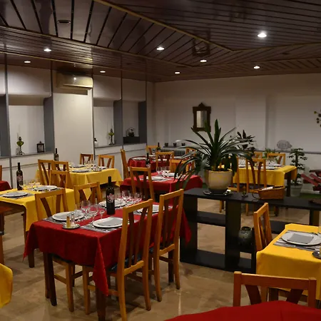 Restaurant Du Bearn 酒店